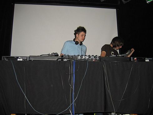 30047254.jpg