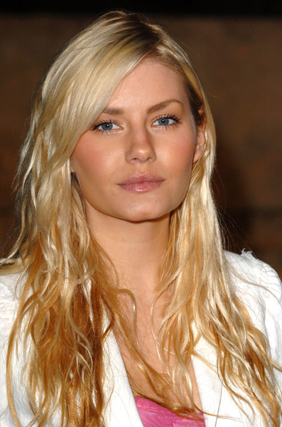 00960ElishaCuthbe_Granitz_6800500.jpg
