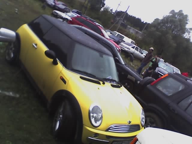 это купер знакомого Гари... мы с ними приехали.