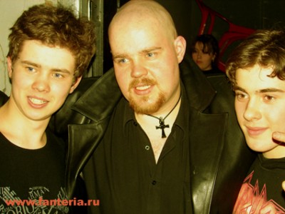 Концерт группы Артерия в Релаксе. Я слева...