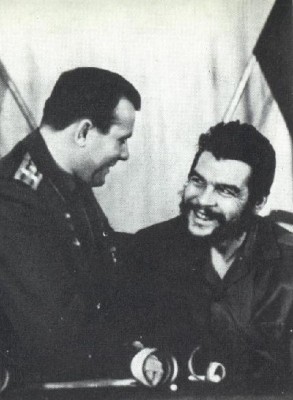 Че и Гагарин
