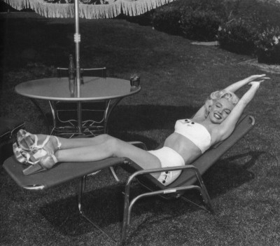 Foto_Marilyn_Monroe_138_actress_poster_clipart_clip_art_prints_gallery_b[1].jpg