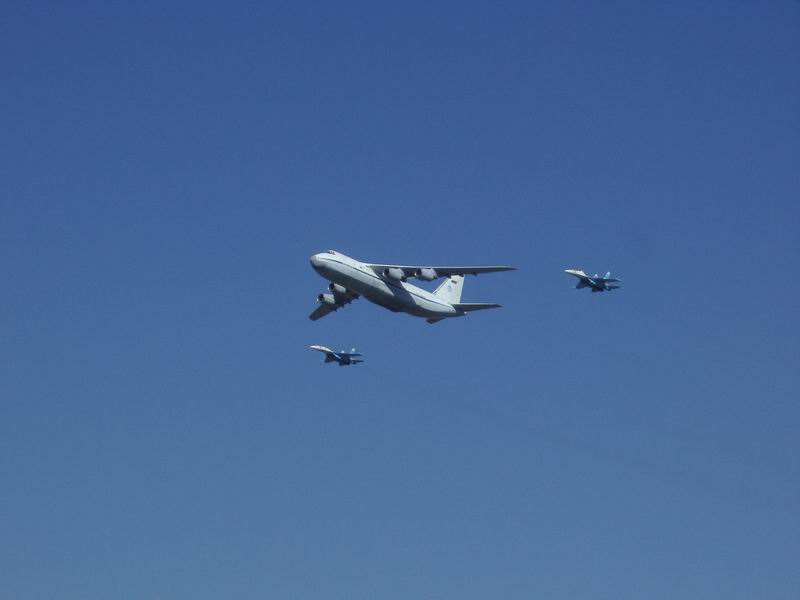 Ан-124 и Су-27