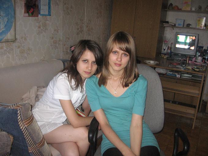 Алёна и Ирка!.JPG