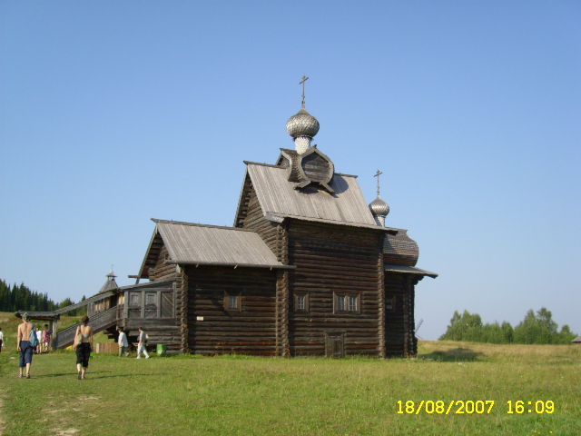 SL700423.JPG