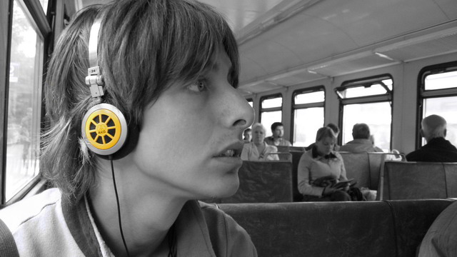 akg.jpg