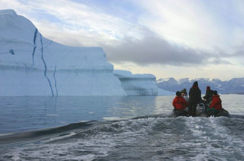 ice_berg_2.jpg