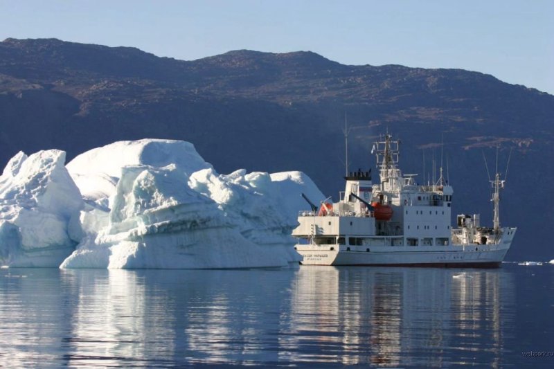 ice_berg_10.jpg