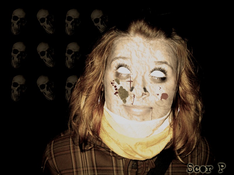 scor_p__zombiefield__(model_-_kris)_800x600.jpg