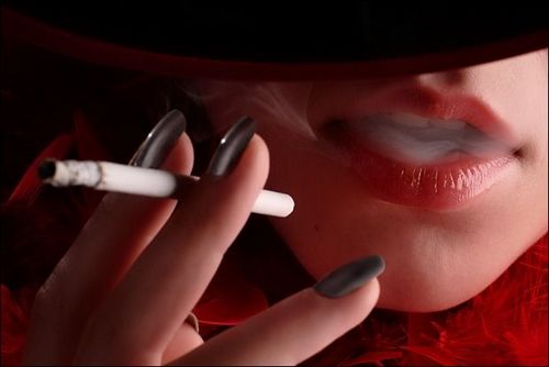 7286462_lipsweb.jpg
