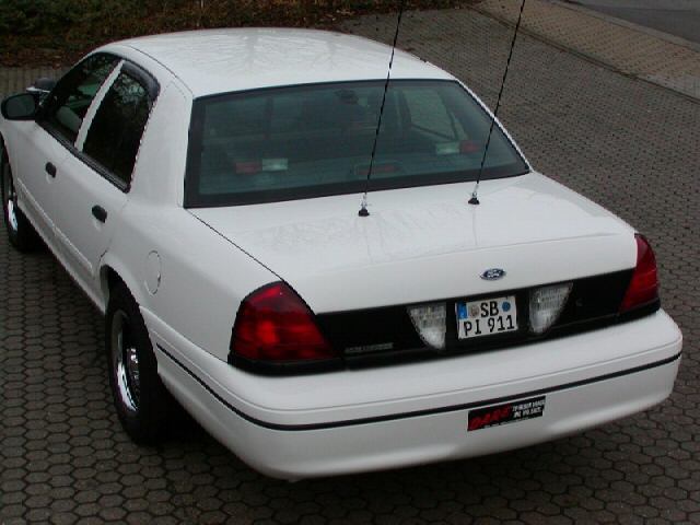 Ford Crown Victoria Police Interceptor P71