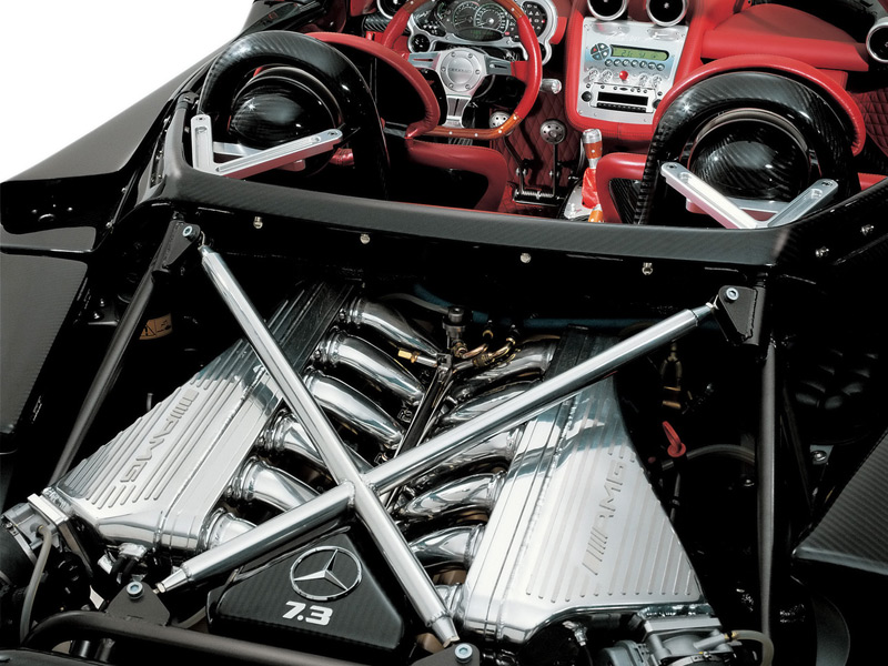 zonda_roadster_f_09_big.jpg