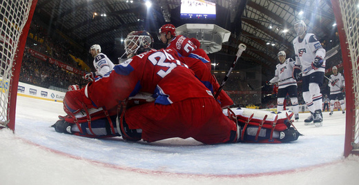 2009-05-02T210423Z_01_BRN117_RTRIDSP_3_ICE-HOCKEY-WORLD.jpg