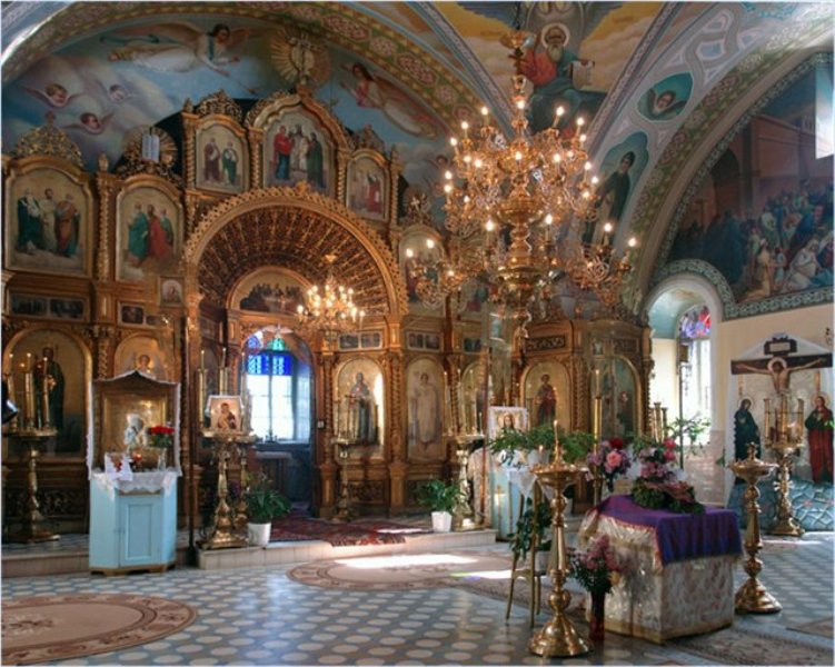 храм.jpg