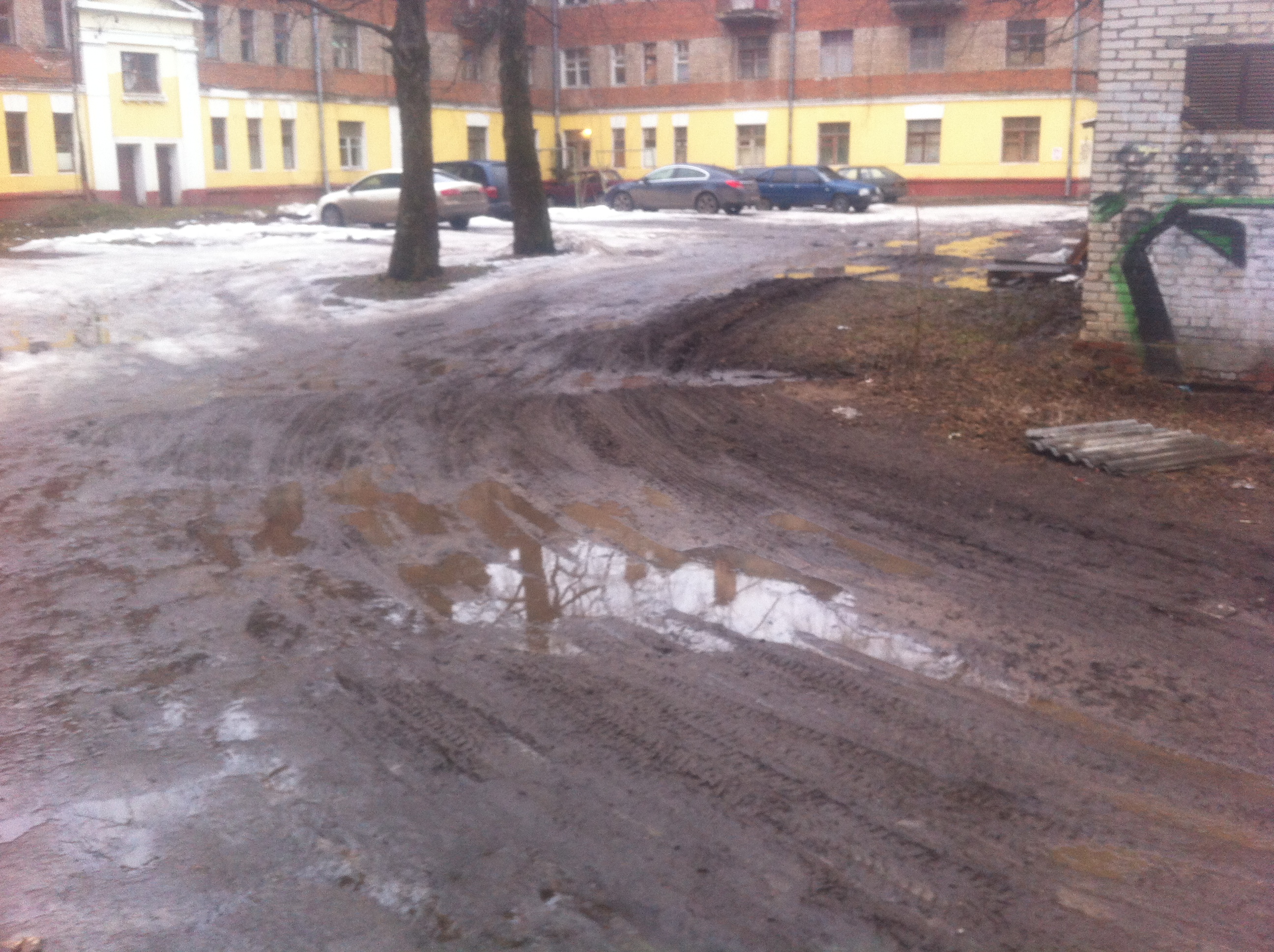 Авиационная_За магазином 24 часа.JPG